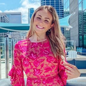 Meet your Posher, Sara